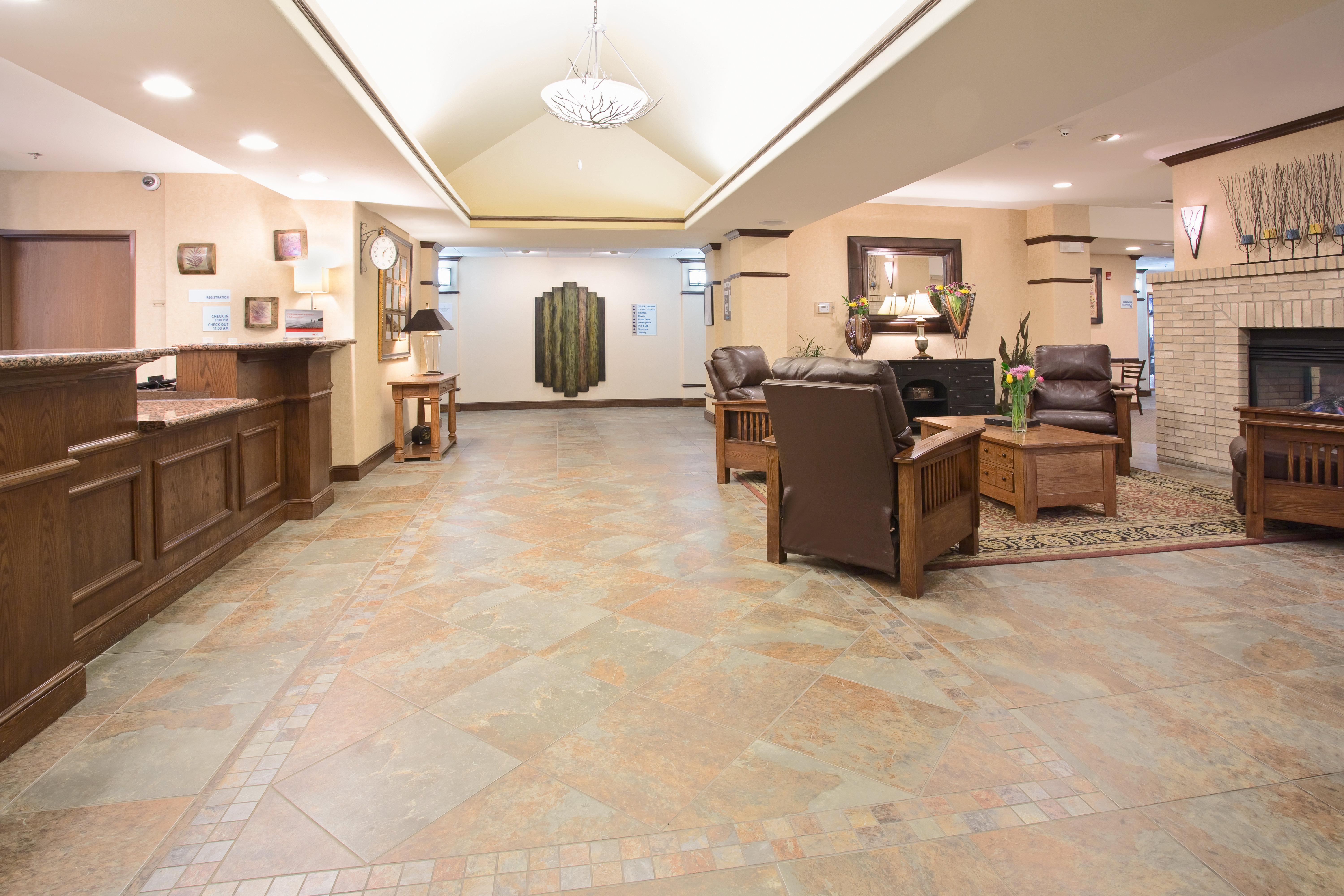 Holiday Inn Express Hotel & Suites Las Vegas By Ihg Exterior photo