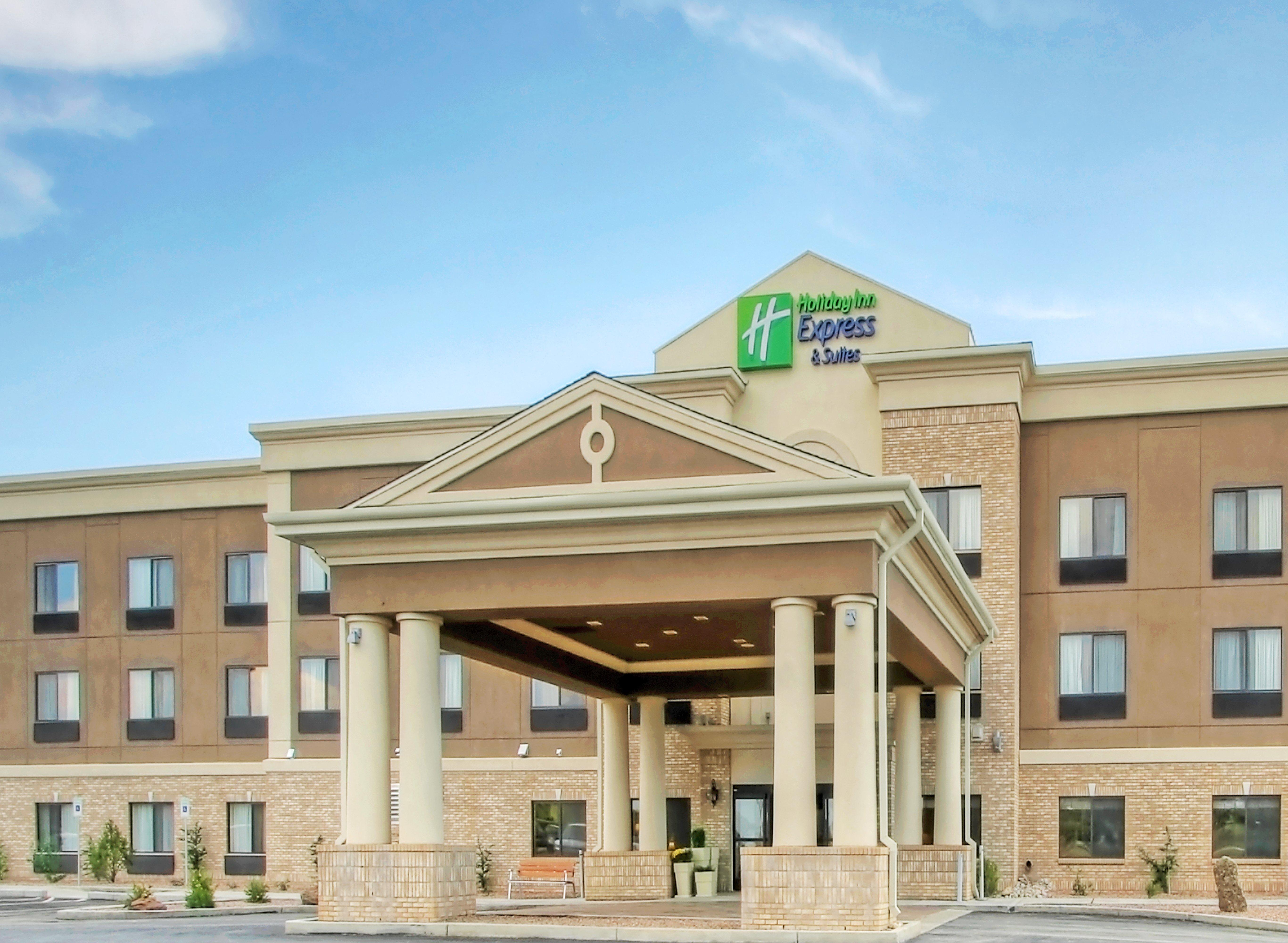 Holiday Inn Express Hotel & Suites Las Vegas By Ihg Exterior photo